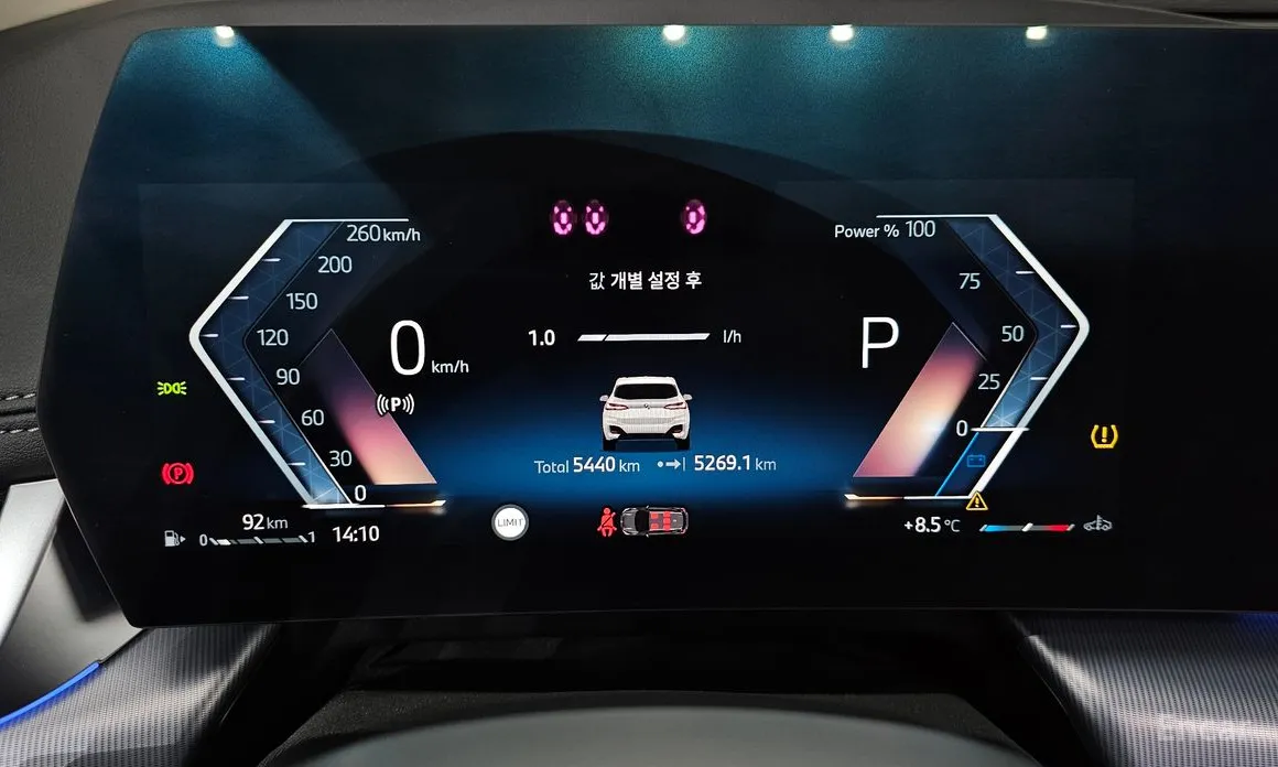 Фото 8 - BMW 2 Series