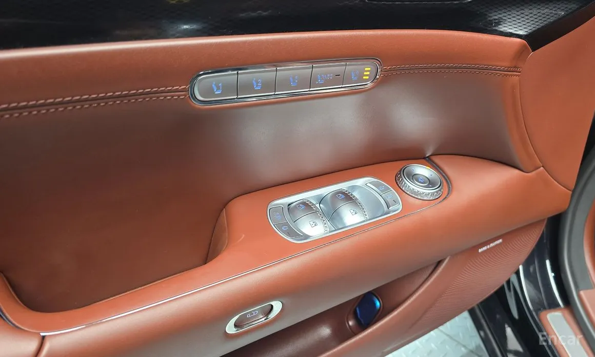 Фото 14 - Genesis G90