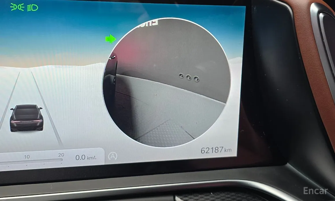 Фото 17 - Genesis G90