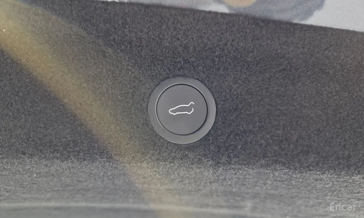 Фото 20 - Tesla Model Y