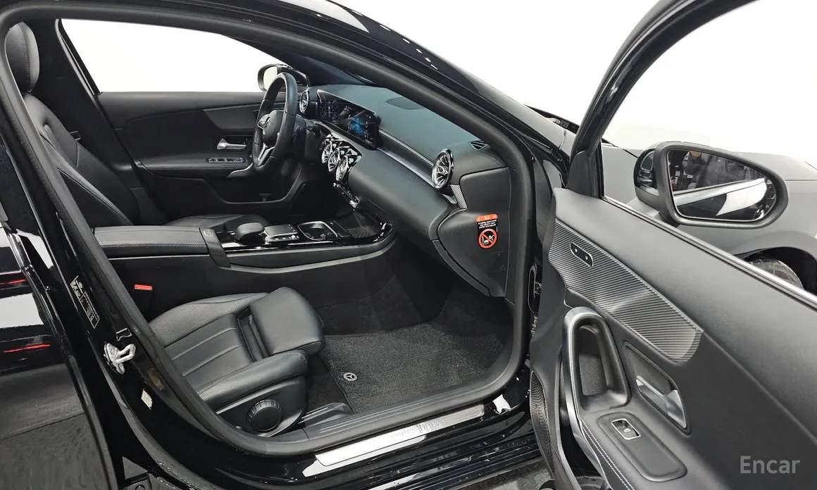 Фото 10 - Mercedes-Benz A-Class