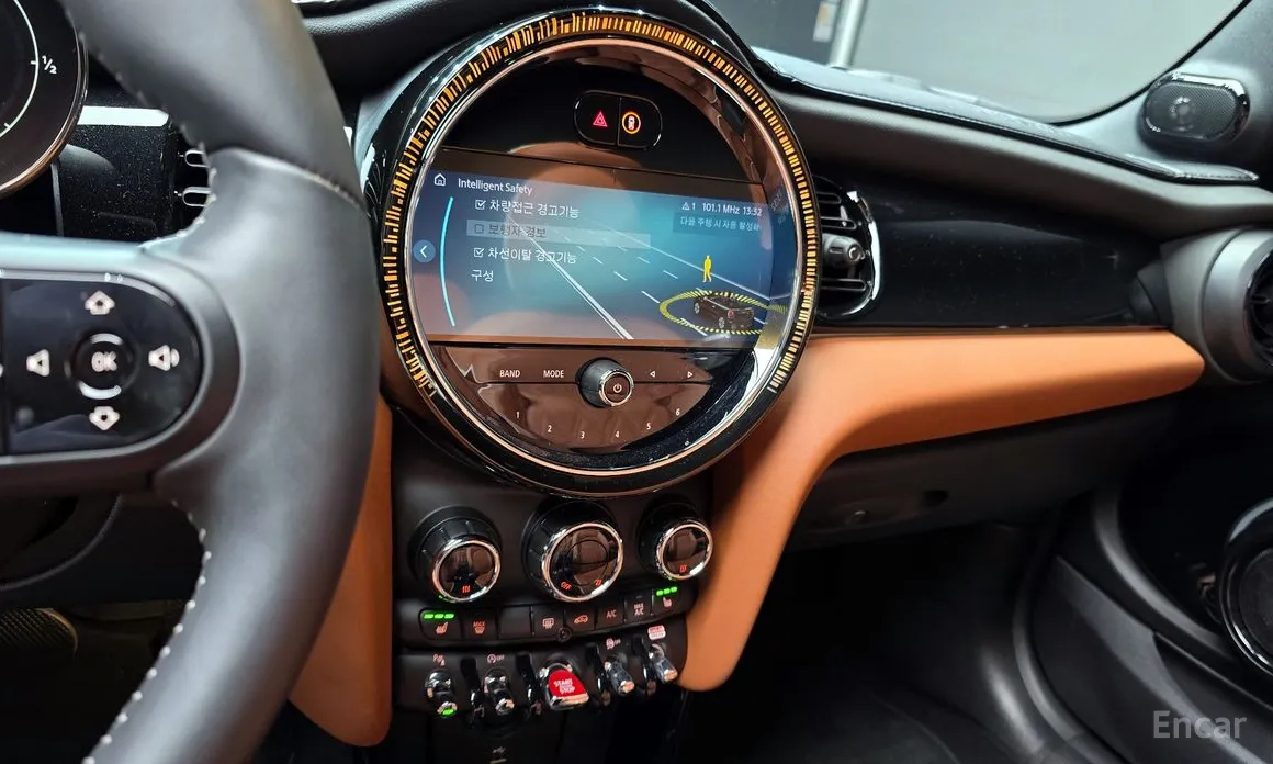 Фото 14 - Mini Cooper Convertible