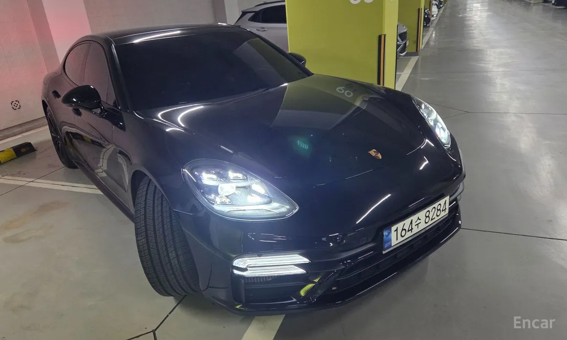 Фото 4 - Porsche Panamera