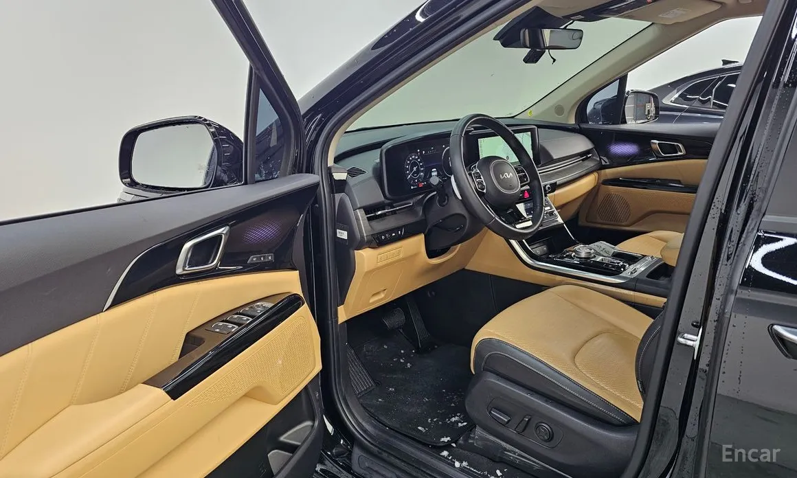 Фото 10 - Kia Carnival