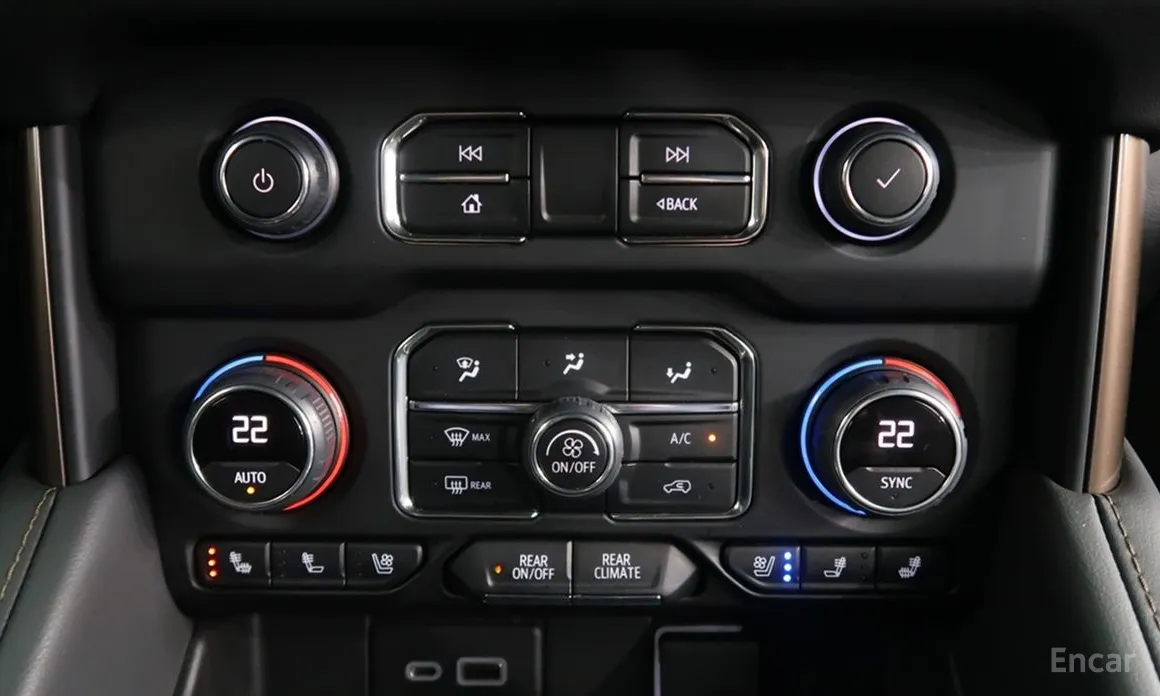 Фото 19 - Chevrolet Tahoe