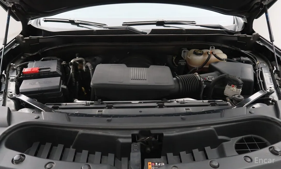 Фото 6 - Chevrolet Tahoe