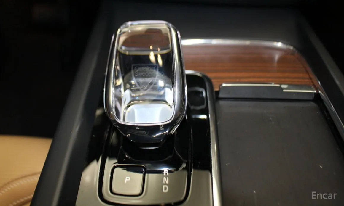 Фото 9 - Volvo S60