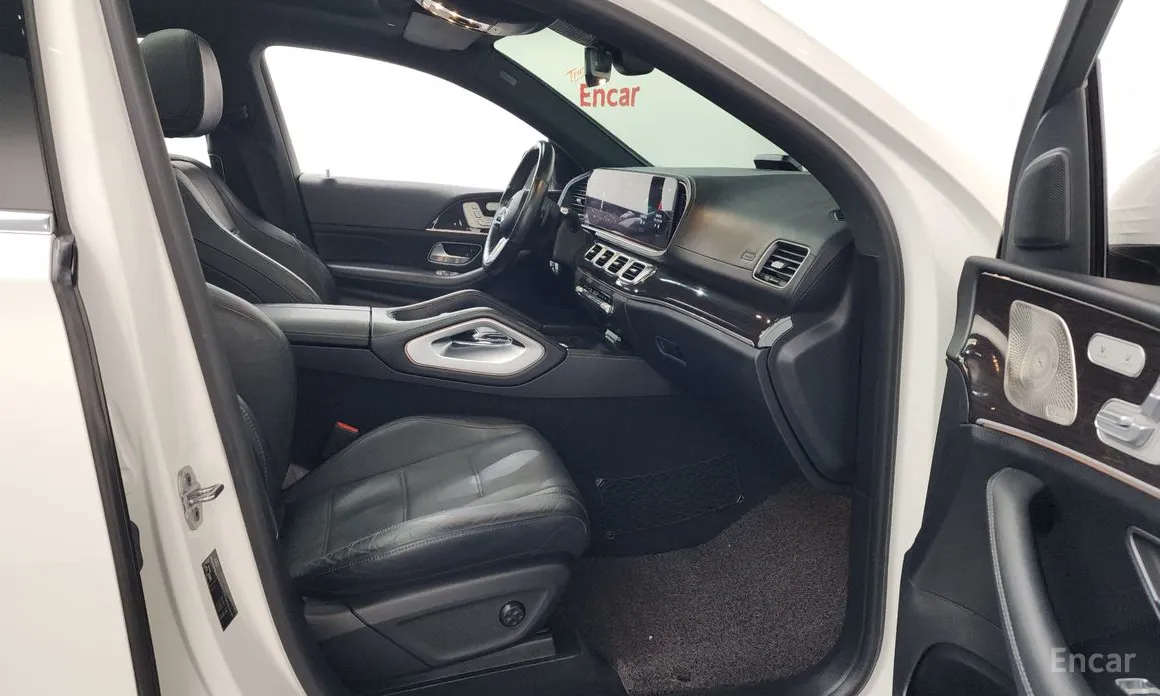 Фото 11 - Mercedes-Benz GLE-Class