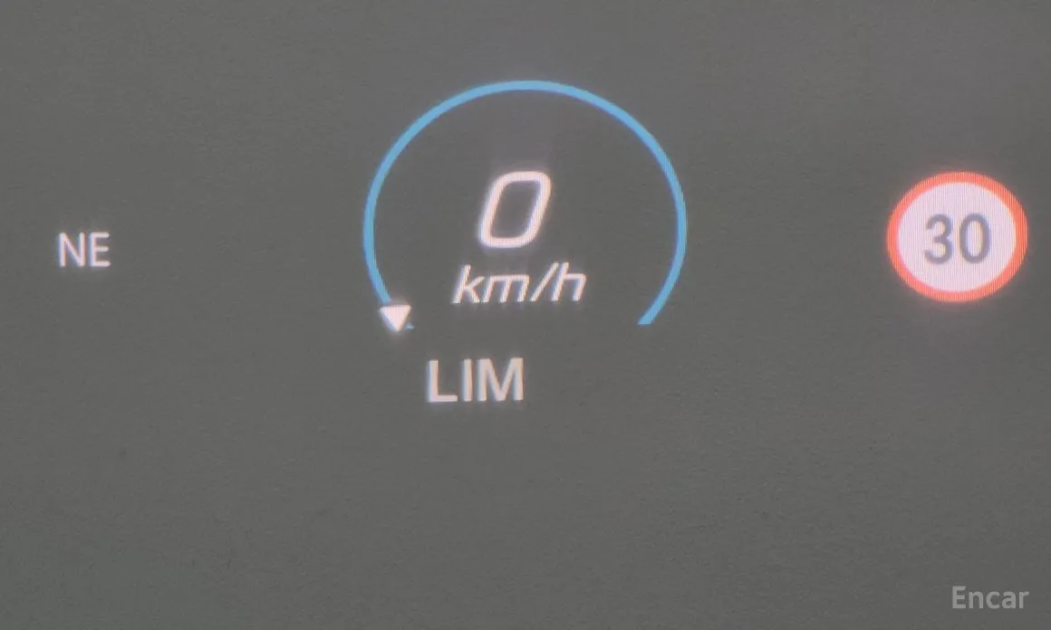 Фото 17 - Mercedes-Benz GLE-Class