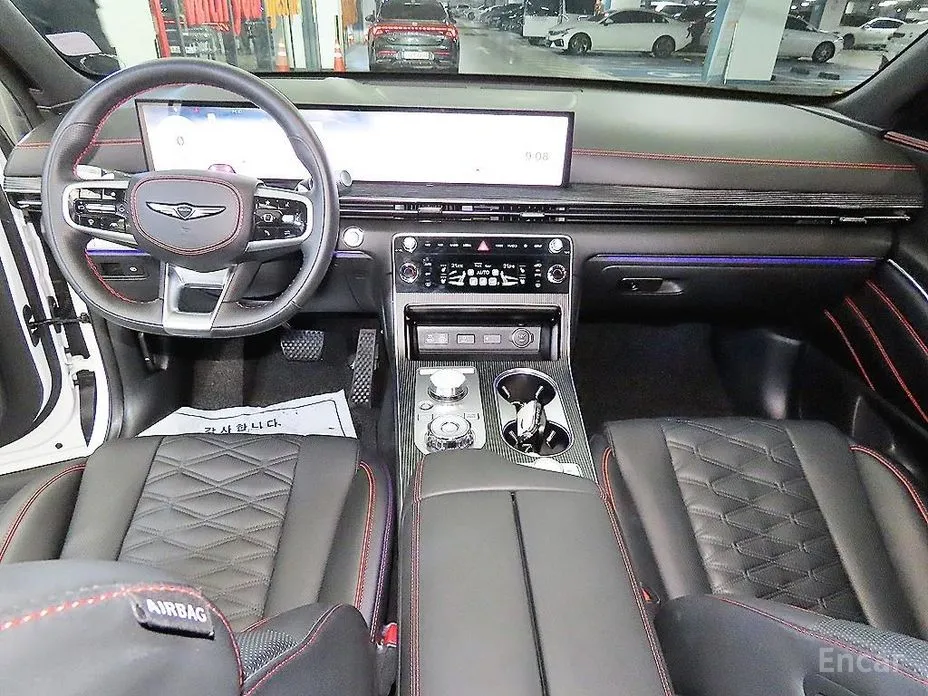 Фото 10 - Genesis GV80