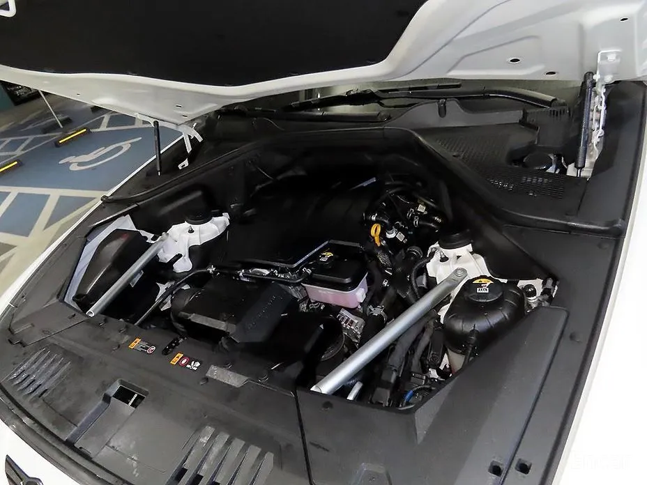 Фото 19 - Genesis GV80