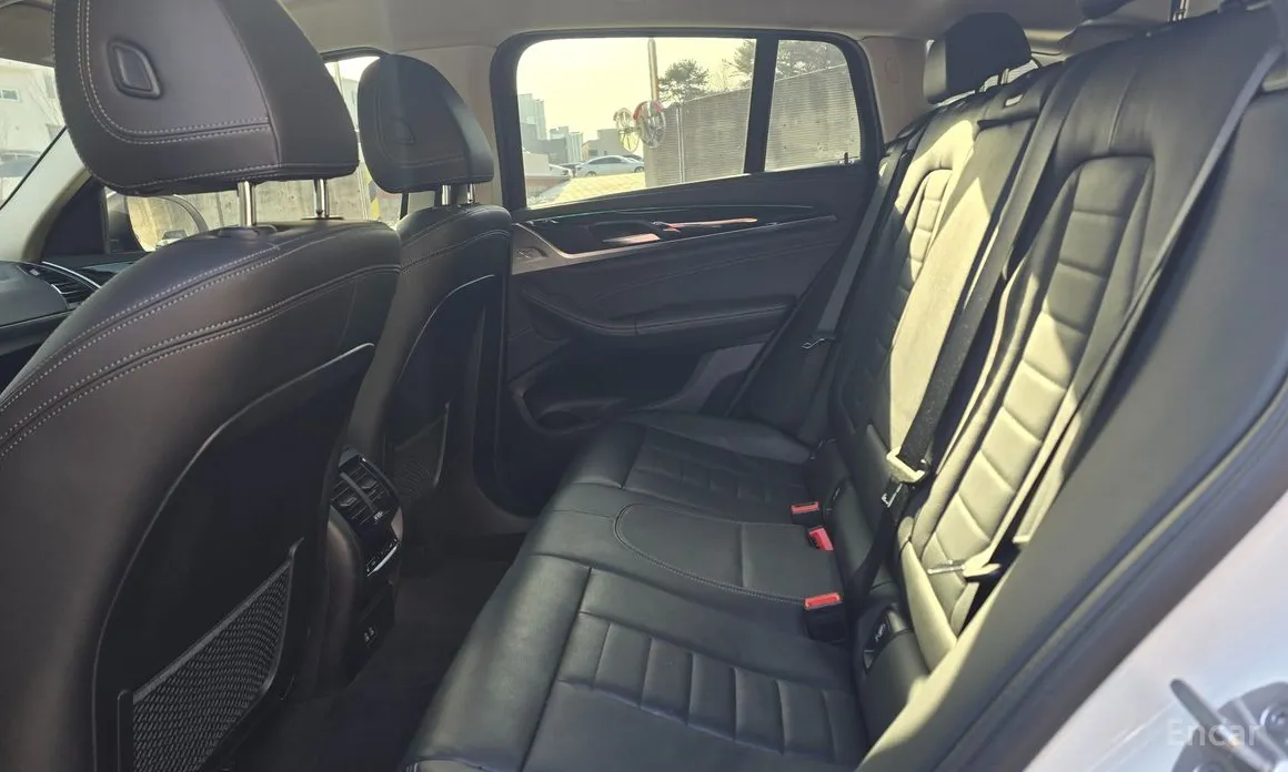 Фото 18 - BMW X4