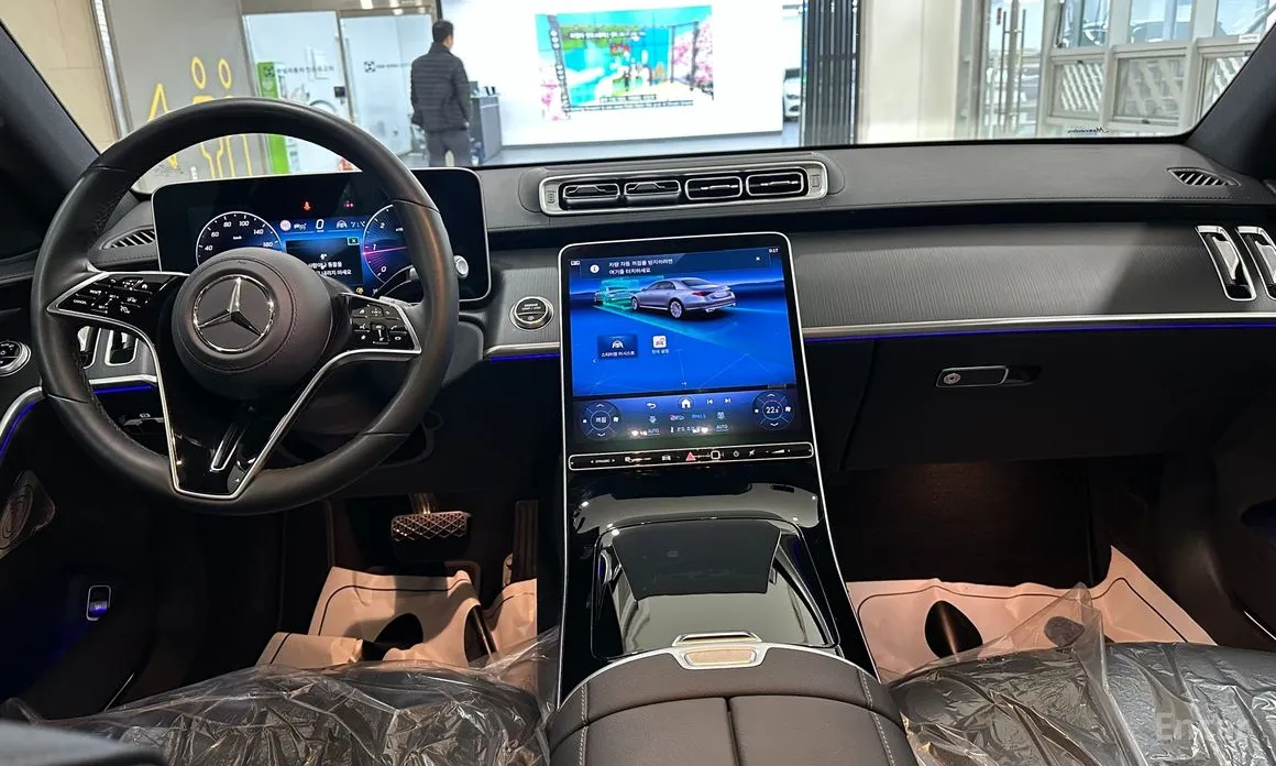 Фото 7 - Mercedes-Benz S-Class