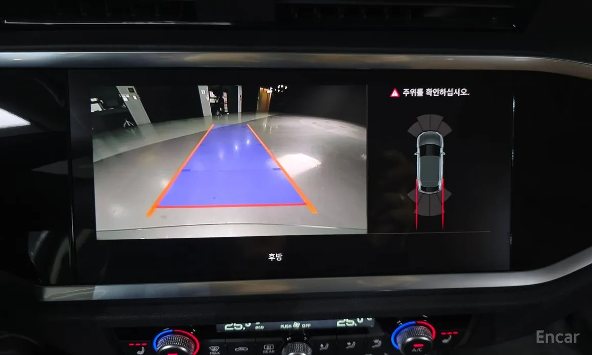 Фото 16 - Audi Q3