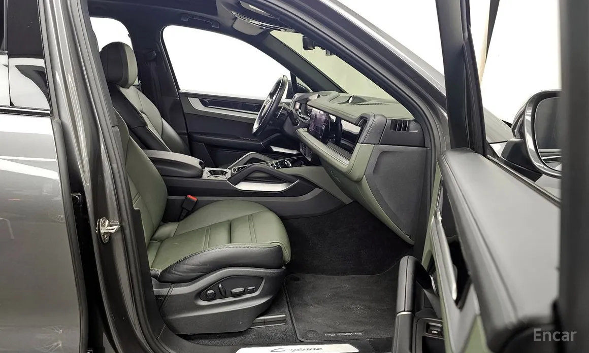 Фото 11 - Porsche Cayenne