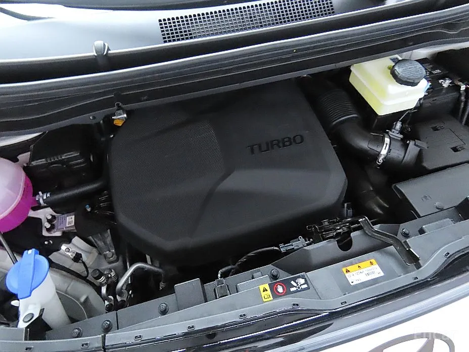 Фото 7 - Hyundai Staria