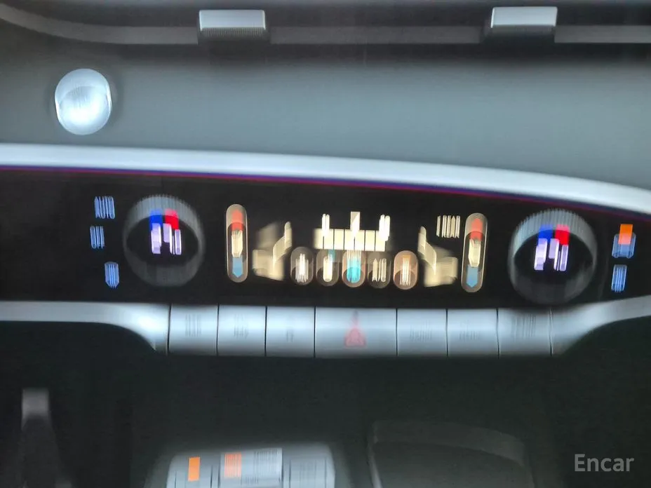 Фото 17 - Genesis GV70