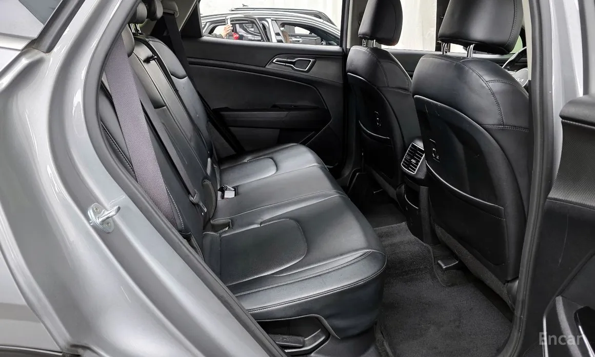 Фото 12 - Kia Sportage