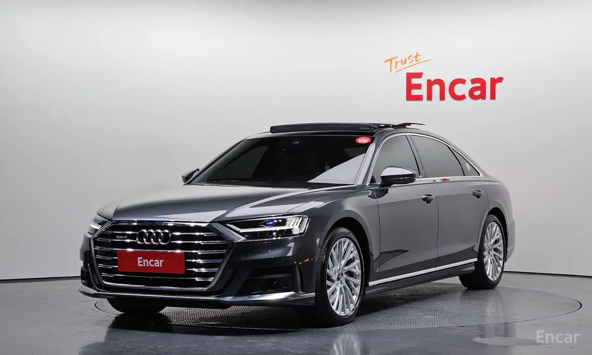 Фото 1 - Audi A8