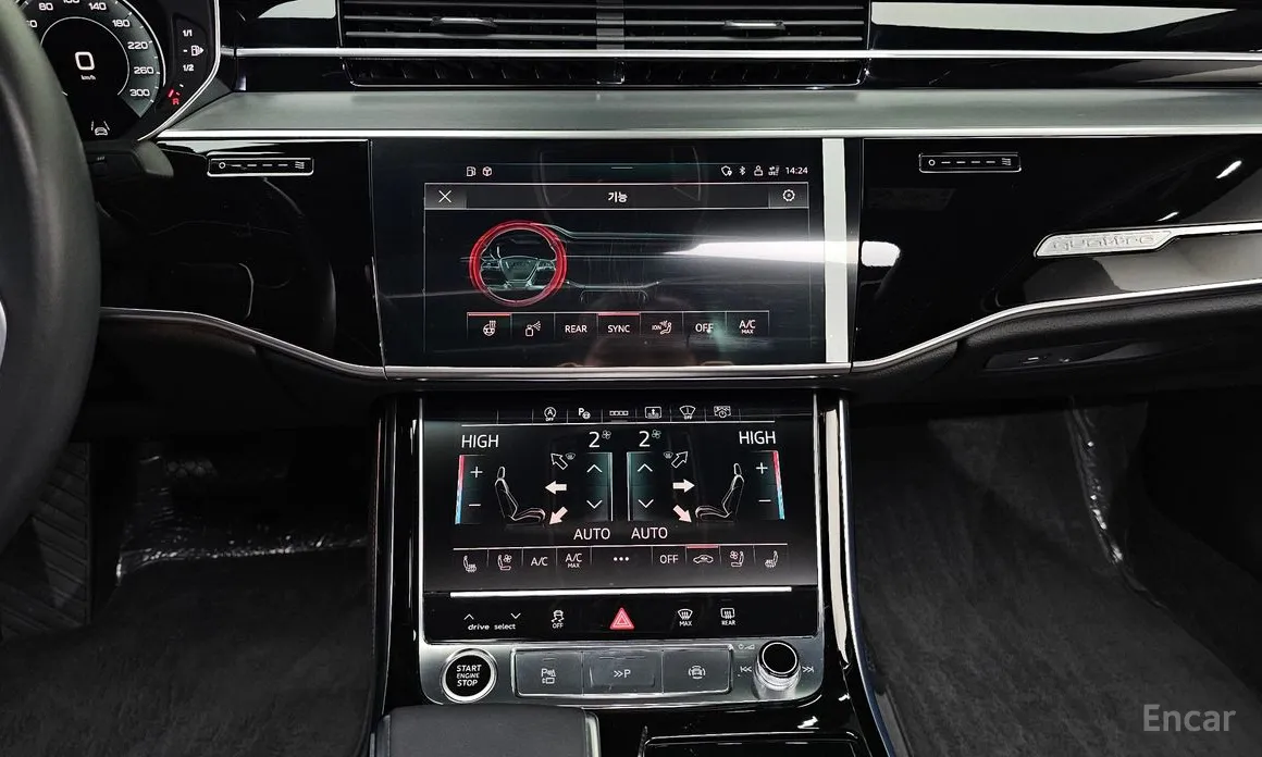 Фото 15 - Audi A8