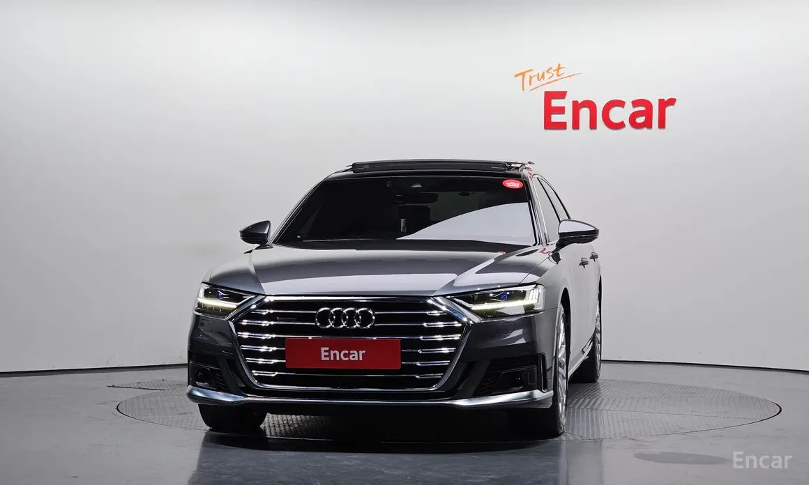 Фото 3 - Audi A8