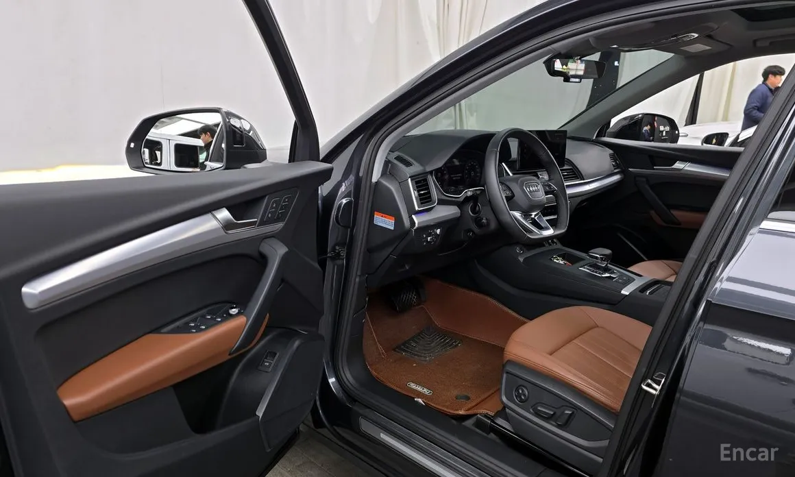 Фото 10 - Audi Q5