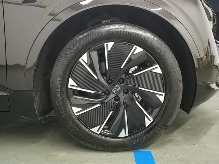 Фото 6 - Avatr 07