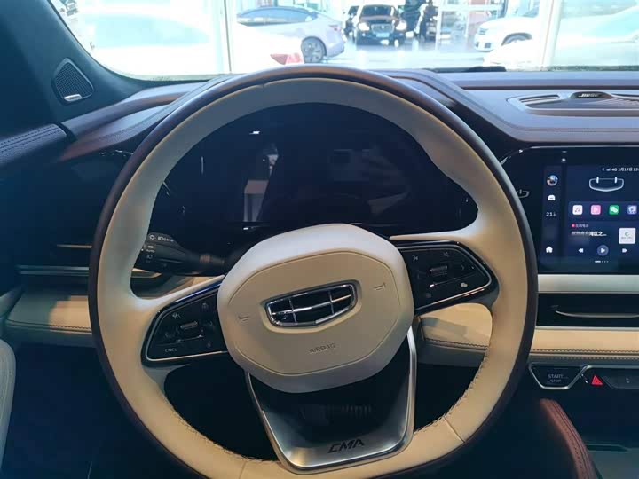 Фото 7 - Geely Monjaro