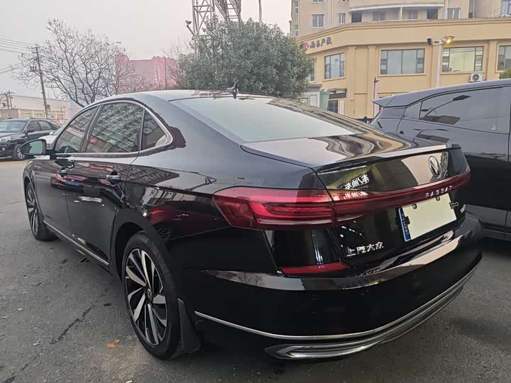 Фото 6 - Volkswagen Passat