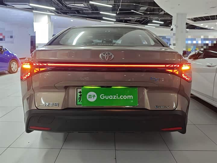 Фото 6 - Toyota bZ3