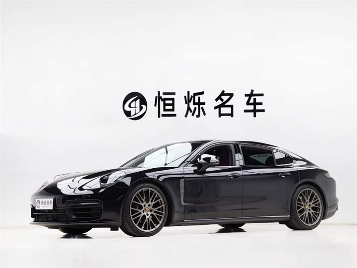 Фото 1 - Porsche Panamera