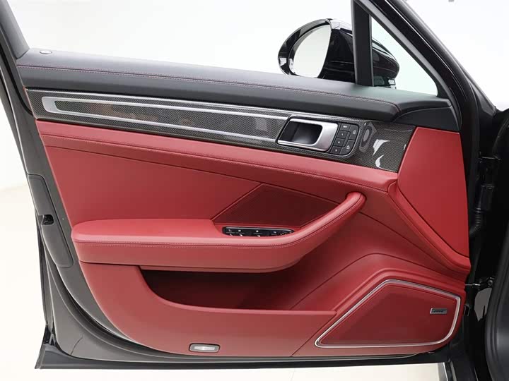 Фото 8 - Porsche Panamera