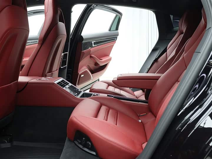 Фото 9 - Porsche Panamera