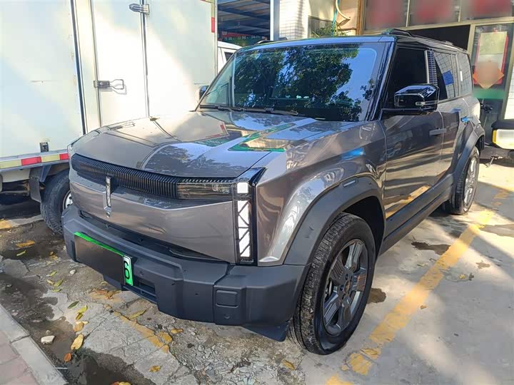 Фото 2 - Chery iCar 03