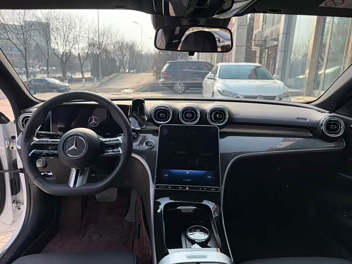 Фото 4 - Mercedes-Benz C-Class