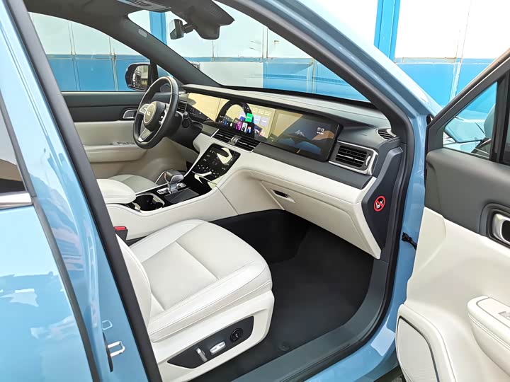 Фото 9 - LiXiang One