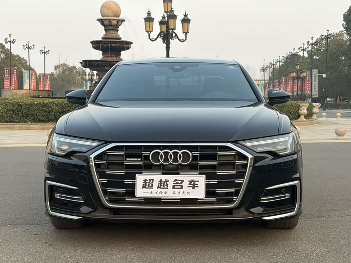 Фото 2 - Audi A6L
