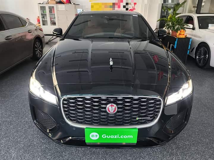 Фото 3 - Jaguar XF L