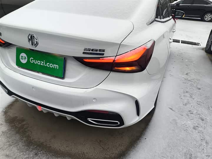 Фото 8 - MG Motor 5