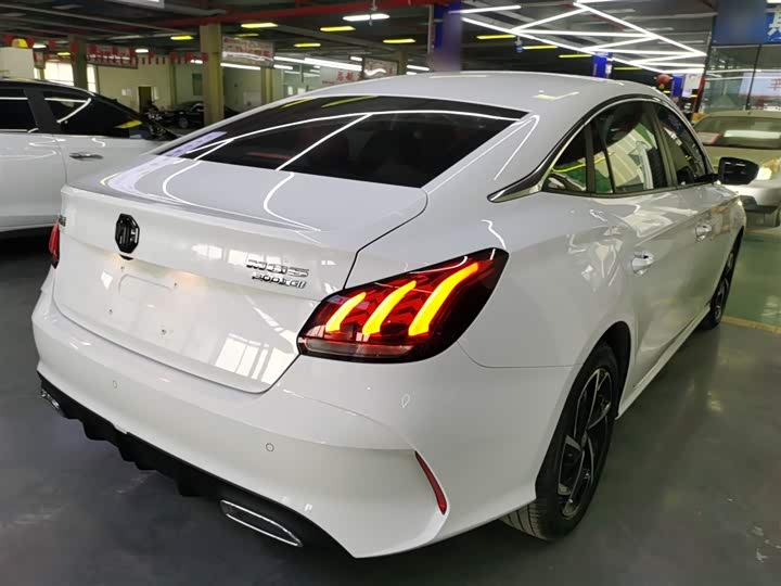 Фото 7 - MG Motor 5