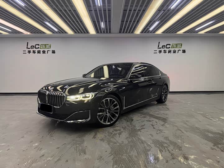 Фото 1 - BMW 7 Series