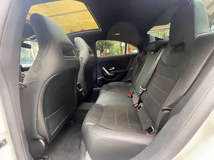 Фото 5 - Mercedes-Benz CLA-Class