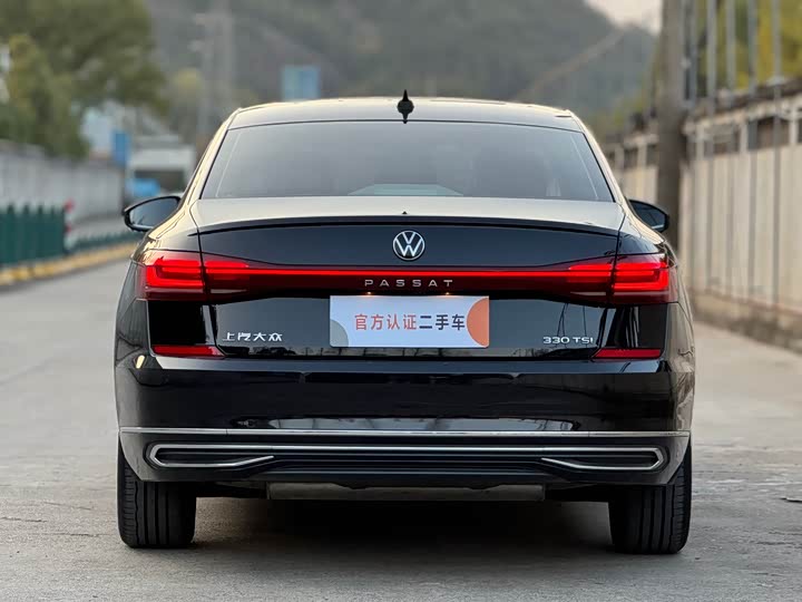 Фото 5 - Volkswagen Passat