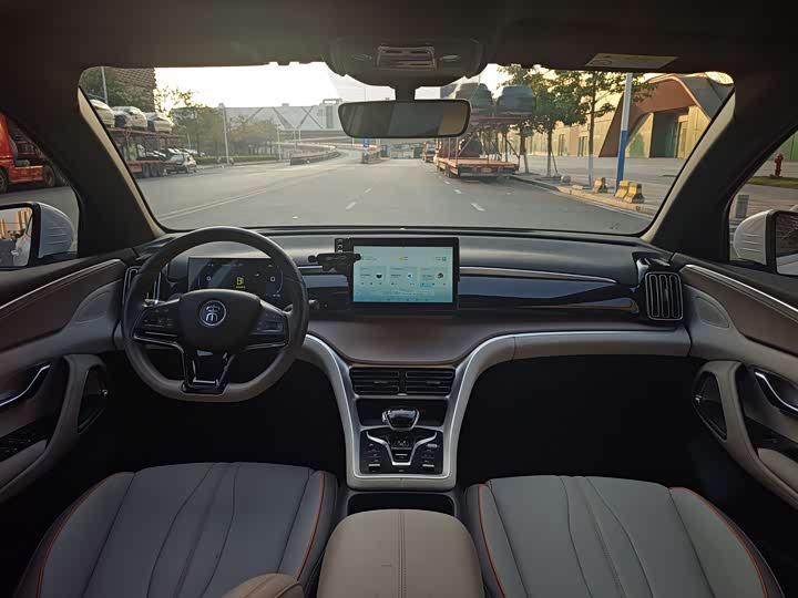 Фото 9 - BYD Song Pro Hybrid