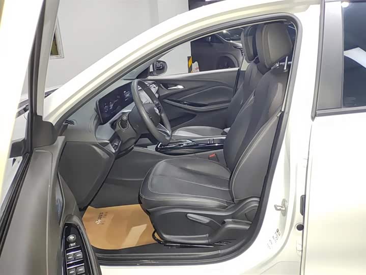 Фото 9 - Buick Verano