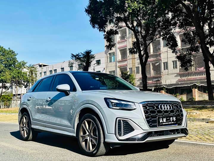 Фото 3 - Audi Q2L