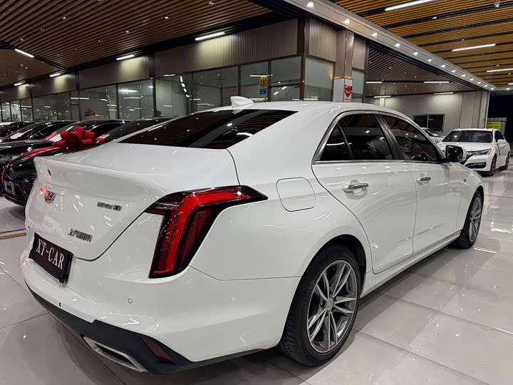 Фото 7 - Cadillac CT4