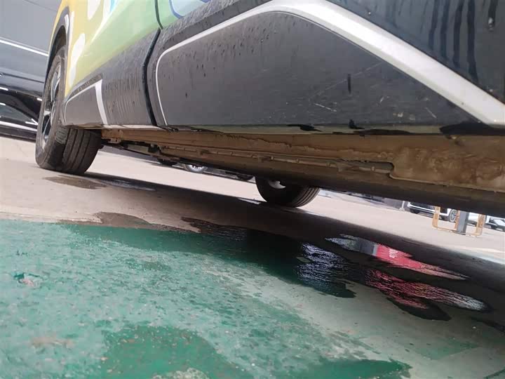 Фото 6 - BYD Yuan Up