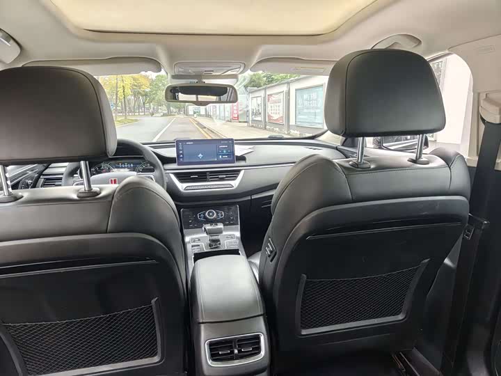 Фото 7 - Hongqi H5