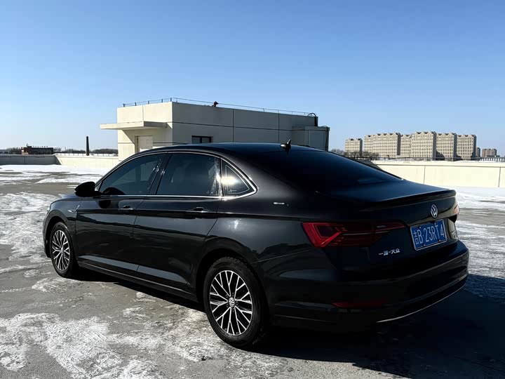 Фото 7 - Volkswagen Sagitar L